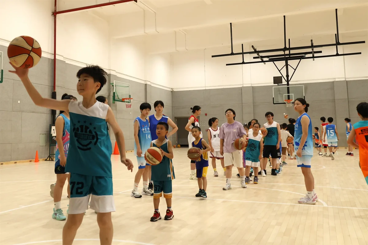 如何通过合理的营养补充来支持篮球恢复训练?_1